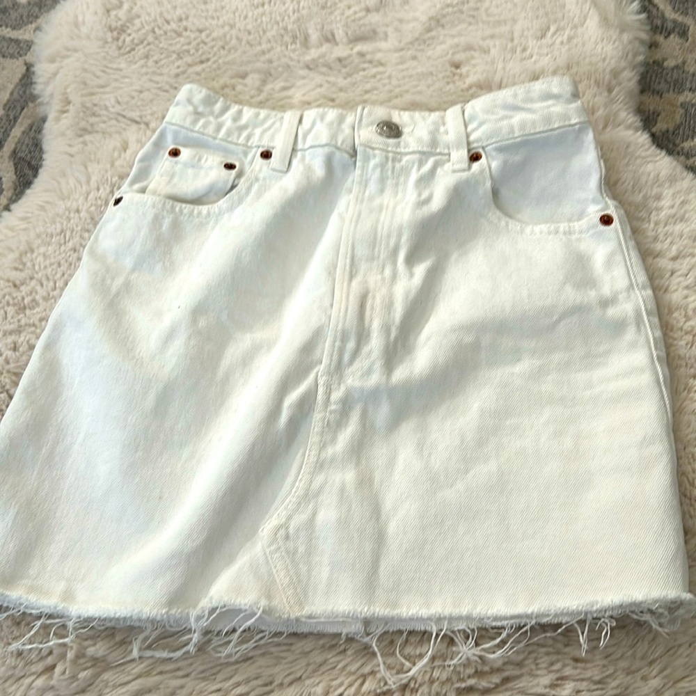 Zara White denim frayed style skirt size extra small
